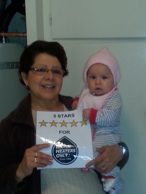 happy-fremont-customer-with-new-born